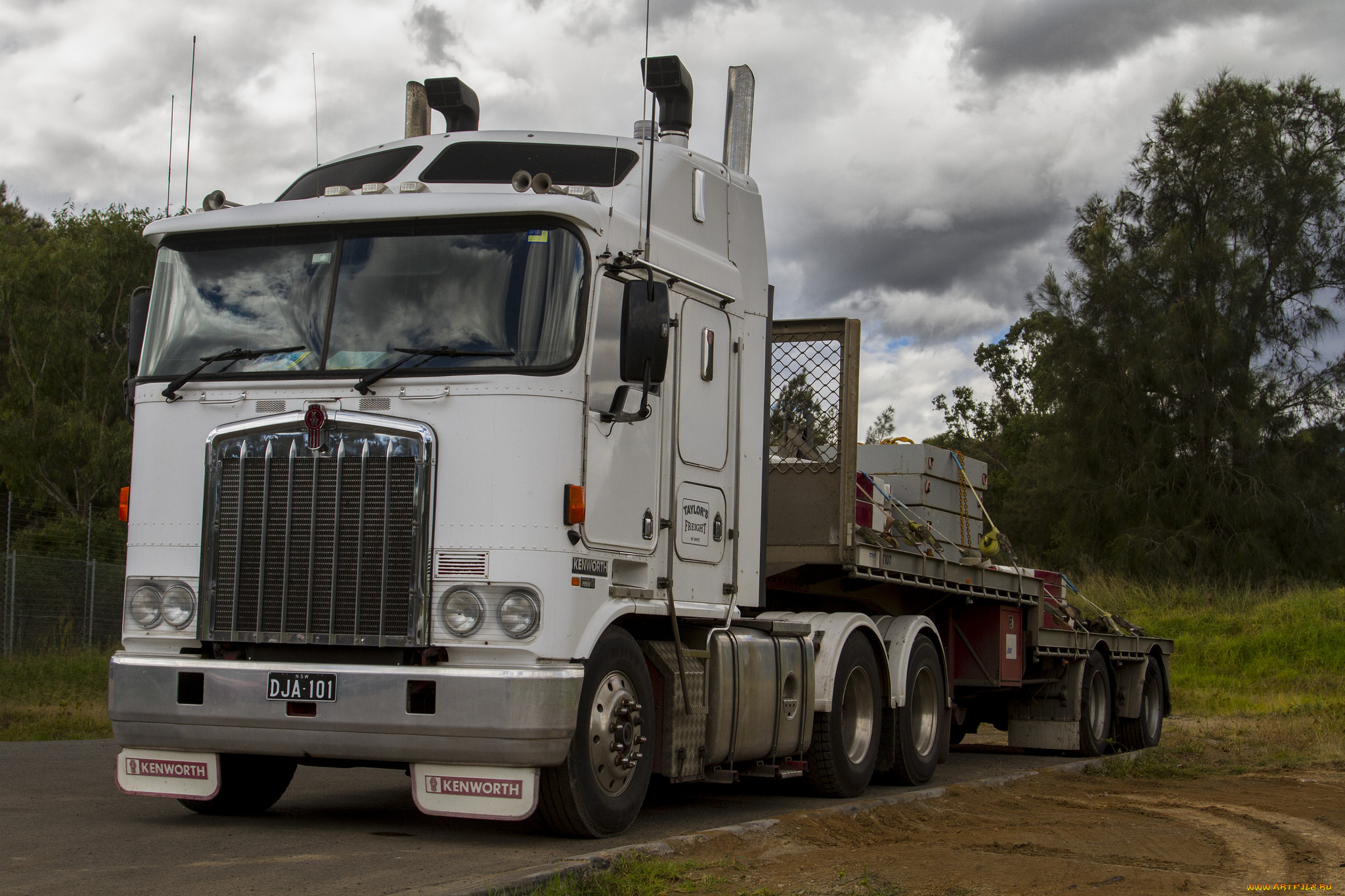kenworth, , , , , , paccar
